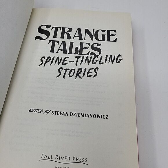 Strange Tales : Spine-Tingling Stories Lovecraft/Poe/Arlen 25 Classics 2020 HC - Picture 6 of 10